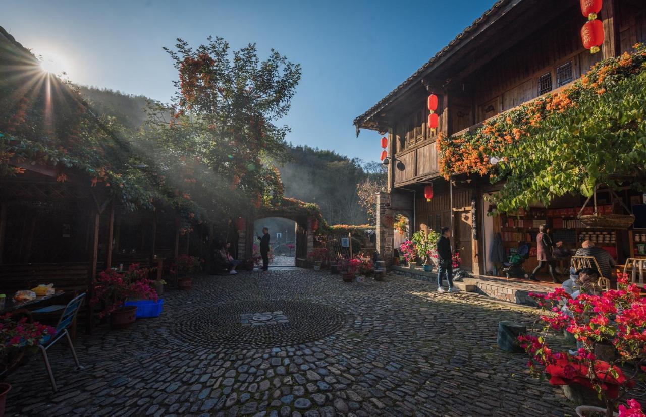 Nanjing Tulou Yunshuiyao Sheying Homestay Extérieur photo